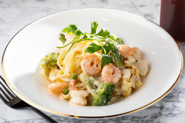shrimp cream pasta