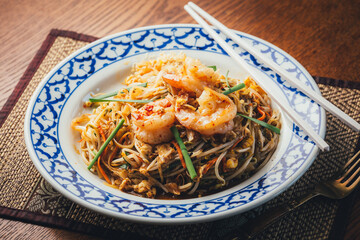 shrimp pad thai