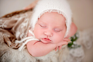 Fototapeta na wymiar Newborn baby girl photoshoot