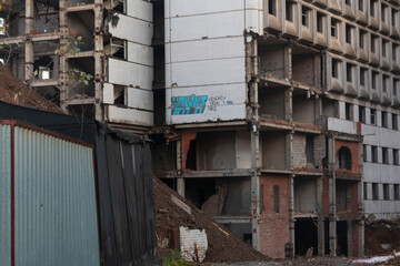 demolition of a hospital building in Moscow