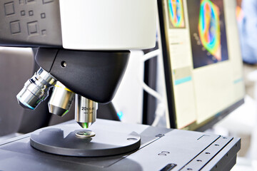Digital laboratory microscope