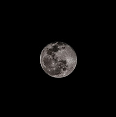 The Moon - dated 31/12/2020 @9:33 PM
Gear used - Nikon D3500
