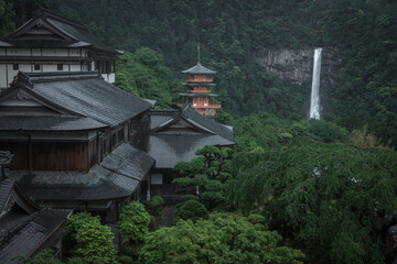 和歌山県 熊野那智大社 新緑