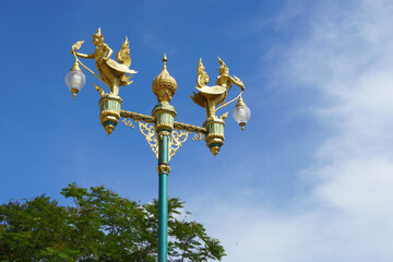 Fototapeta na wymiar Lamps light poles in the shape of characters in Thai literature Kinnaree 
