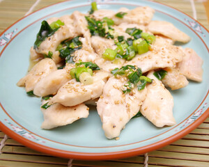 鶏むね肉のネギ塩炒め