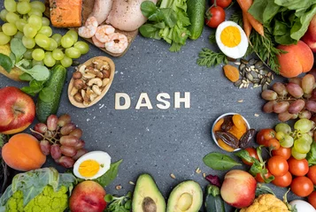 Deurstickers Balanced set of nutrition for DASH diet to stop hypertension . Assortment of healthy food ingredients. © Larisa