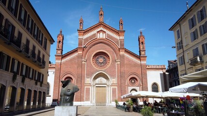 Italy , Milan May 2021 , San Simpliciano church in  Brera district and vintage market on Sunday -...