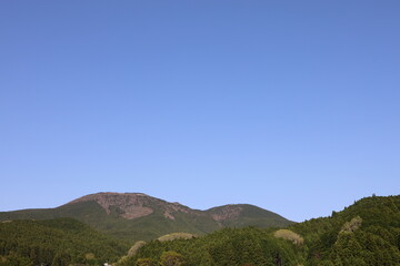 青い空と大洞山
