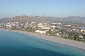 Salida de sol en pto Alcudia. drone view. mallorca Spain best sandy beaches . Sunrisevibes