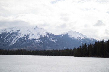 Fototapeta na wymiar Snowy Peaks