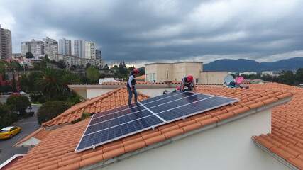 Instalacion de paneles solares
Trabajo, trabajadores, panel solar , sol, energia, sol, energia...