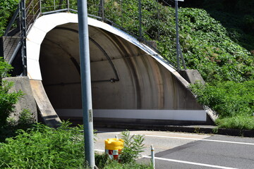 トンネル 自動車道路