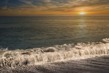 Fototapeta premium 湘南の海の夕陽