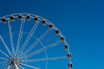 Ferris wheel near the sea