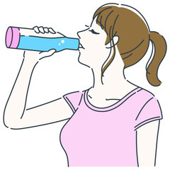 マイボトルから水を飲む女性