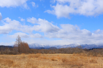 Obraz premium 雪化粧の蔵王連峰 広大な風景
