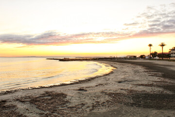Obraz premium Sunset on the beach in Santa Pola, Alicante, Spain