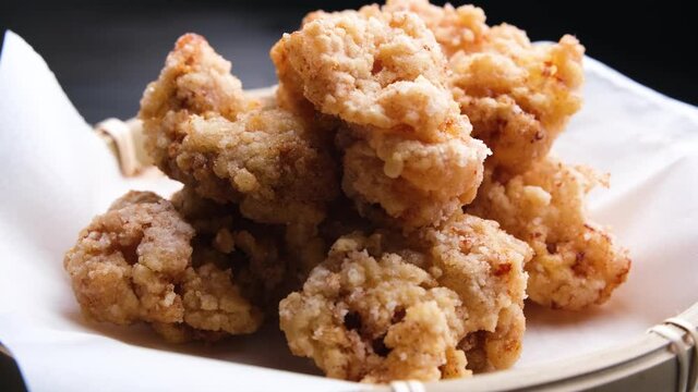 鳥のから揚げ