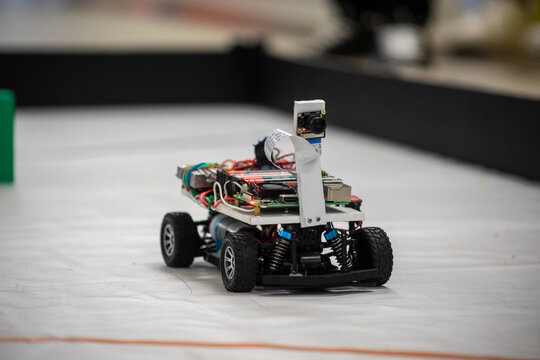 Race robot №8