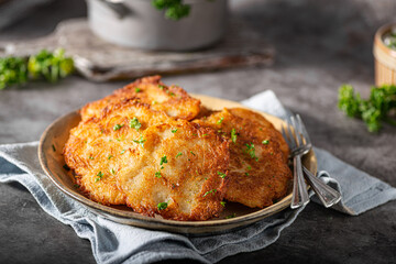 Original latkes with garlic