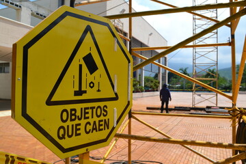 alturas trabajo construcción riesgo