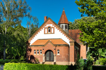 Fototapeta premium Friedhofskapelle in Heilbronn-Böckingen