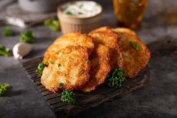 Original latkes with garlic