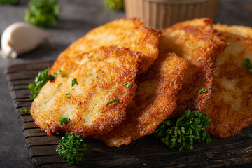 Original latkes with garlic