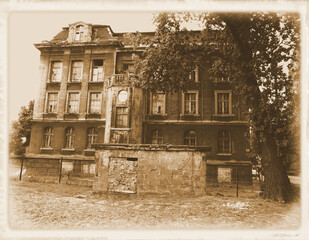 Budynek starej komendy miejskiej w Chorzowie. W latach wojennych służył jako siedziba Gestapo - obrazy, fototapety, plakaty
