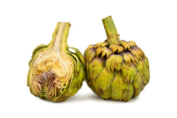 Naklejka premium Whole and half artichoke on isolated white background