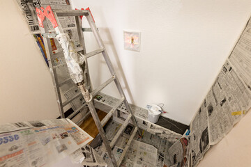 DIY 　住宅室内壁の塗り替え作業　塗装作業