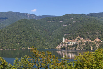 Naklejka premium Amazing ladscape of Vacha Reservoir, Bulgaria