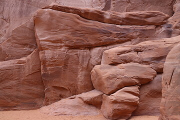 formations in the desert, rocks in Moav 