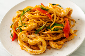 stir-fried spaghetti with salted egg and squid