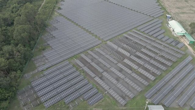 A bird's-eye view of pure electricity, a photovoltaic power plant that is renewable energy from the sun's light, is used to mine Bitcoit.