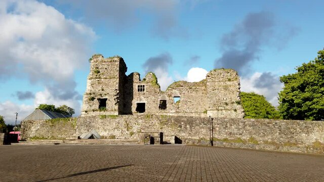The castle ruins in Manorhamilton, erected in 1634 by Sir Frederick Hamilton - County Leitrim, Ireland