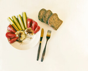 Breakfast. Eggs and vegetables 