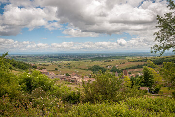 Campagne de Bourgogne au printemps