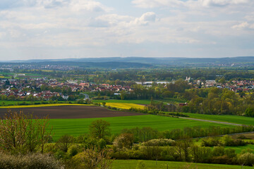 Fototapeta na wymiar Blick vom Spitzberg bei Limbach in die Mainebene, Landkreis Hassberge, Unterfranken, Franken, Bayern, Deutschland