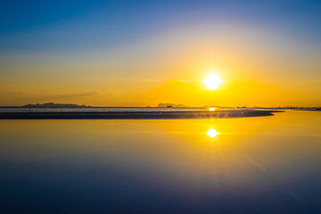 Obraz premium sunset over the sea