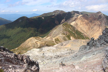 那須の茶臼岳、朝日岳、三本槍岳の縦走登山
