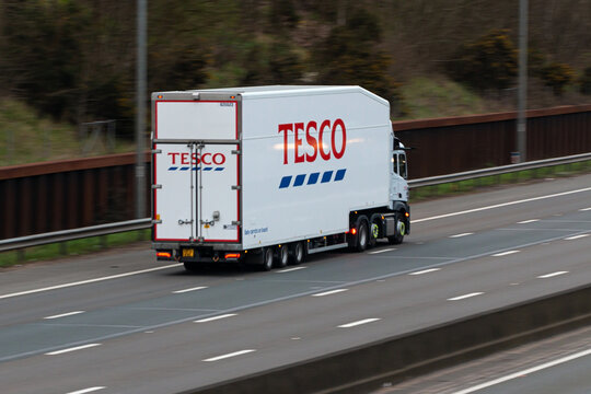 Tesco lorry travelling on British motorway M25