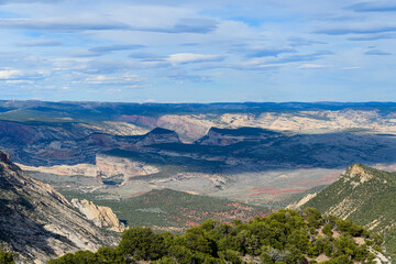 Obraz premium The Scenic Beauty of Colorado. Beautiful Dramatic Landscapes in Dinosaur National Monument, Colorado