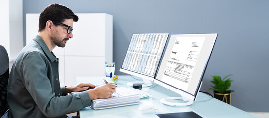 Accountant Using Finance E Invoice Software