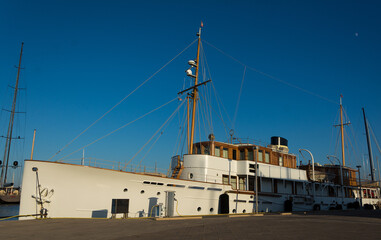 Yacht at the port waiting for tourists