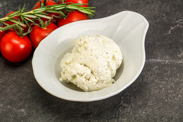 Soft cream cheese with herbs