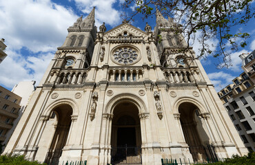 Fototapeta premium The Church of St Ambroise constructed in the Neo-Romanesque and Monumental Style, it was built between 1863 to 1869. Paris.