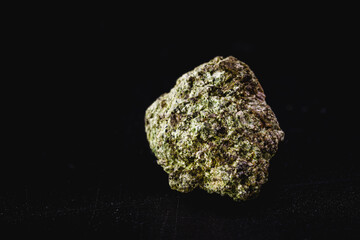 Garnierite or Garnierite, is a mineral composed of hydrated nickel silicates. It is an important source of nickel