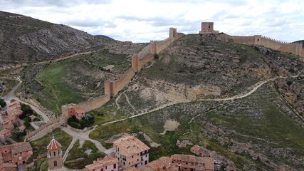 Fototapeta na wymiar wall from Albarracín in the mountain