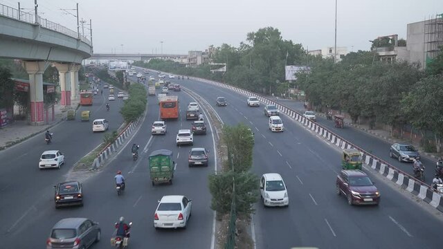 Traffic moving in delhi road, 4k footage of delhi traffic 